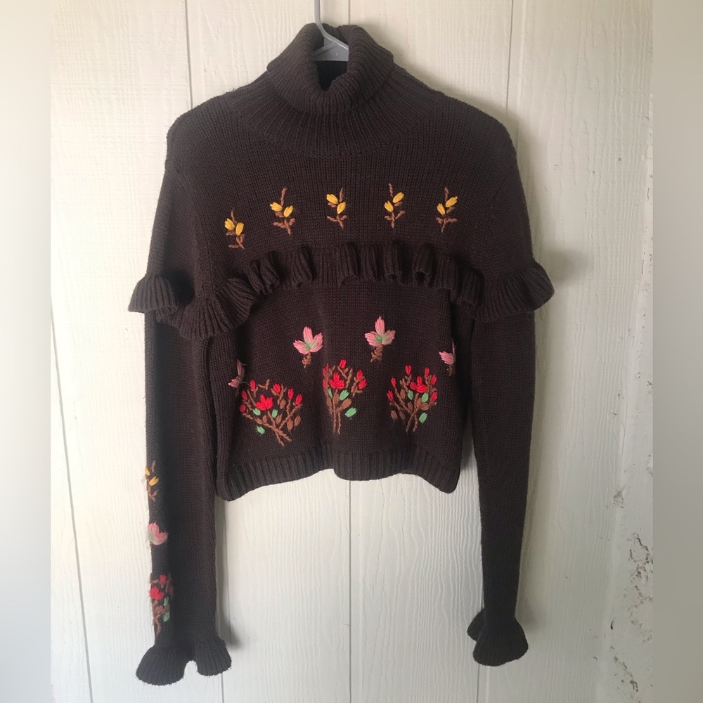 Zara embroidered cropped sweater